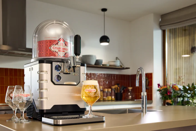 Home entertaining: draught beer machine